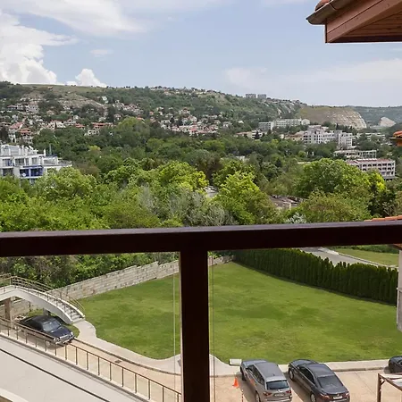 Garden Palace - 2bd Flat By Flat Mаnager Apartment Balchik