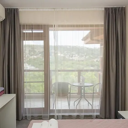Garden Palace - 2bd Flat By Flat Mаnager Balchik